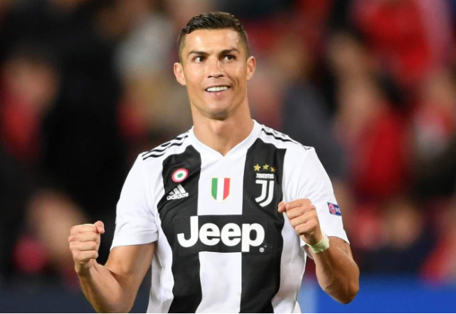 中国足球最悲情球队！梅州客家降级，球迷：再也不相信奇迹了！（梅州客家遗憾降级：中国足坛再现悲情，球迷直言不再期待奇迹）