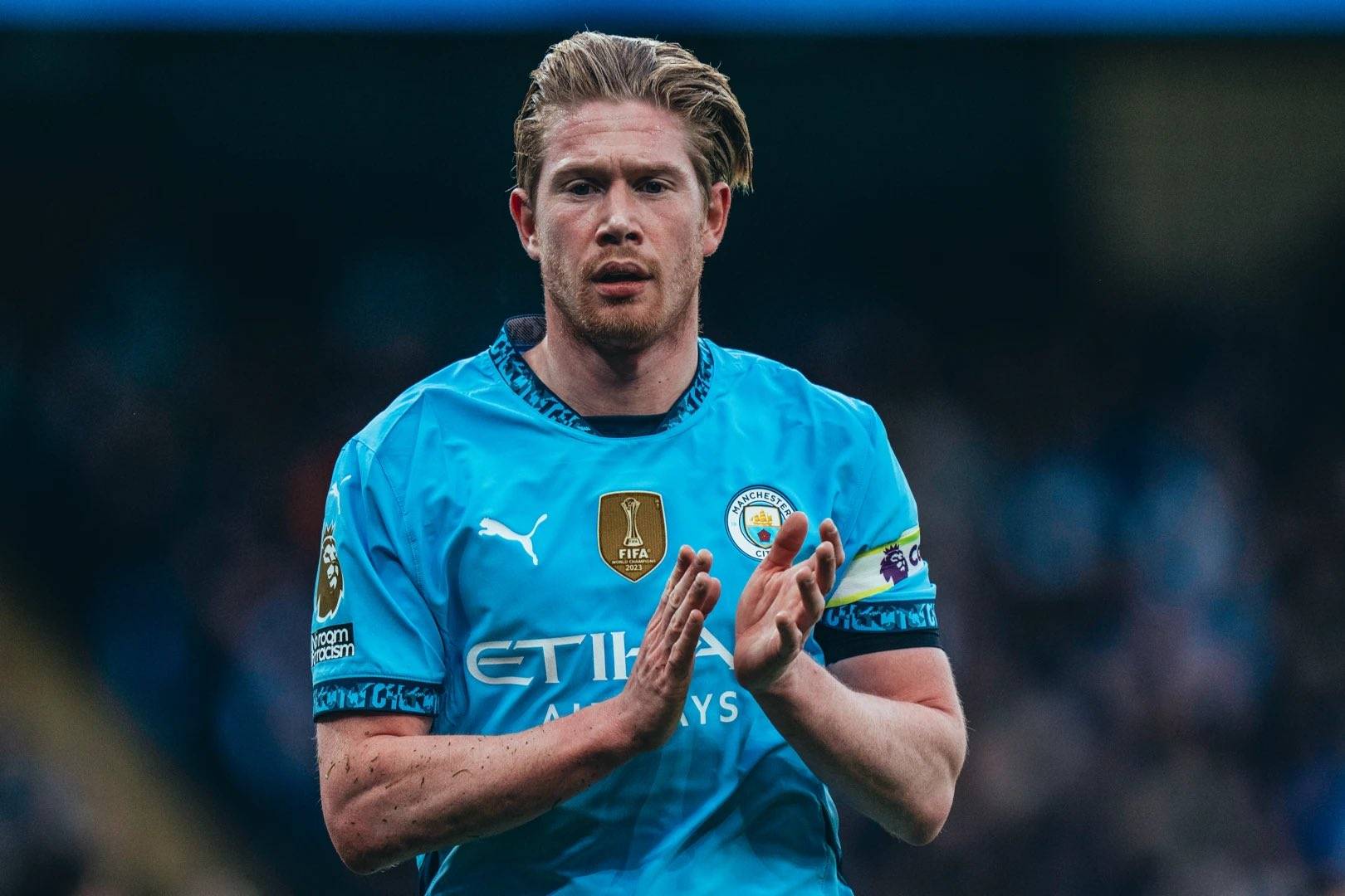 国脚关键进球助球队晋级（国脚关键破门送球队晋级）